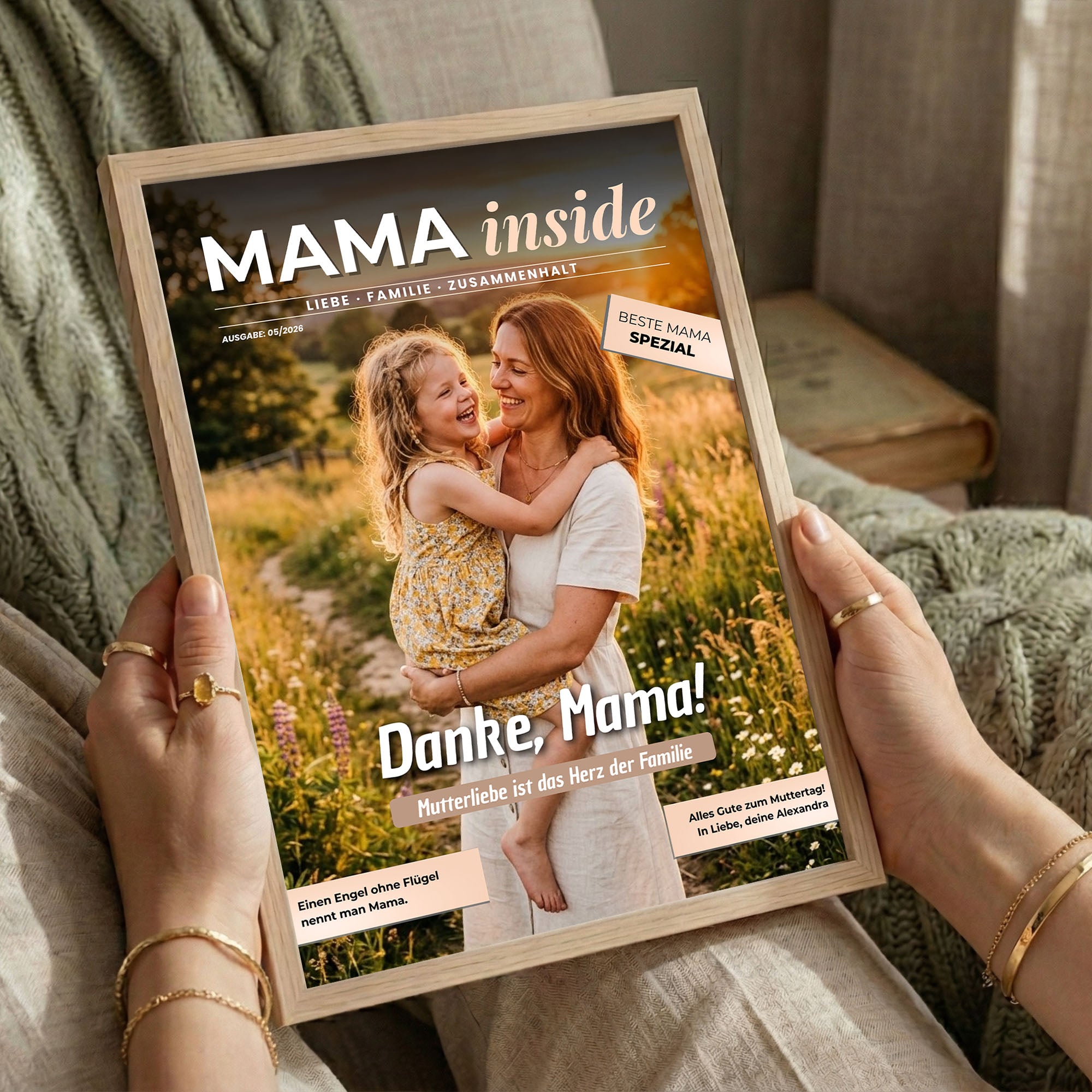 Poster "Mama Magazin" mit Rahmen und gratis Schlüsselanhänger