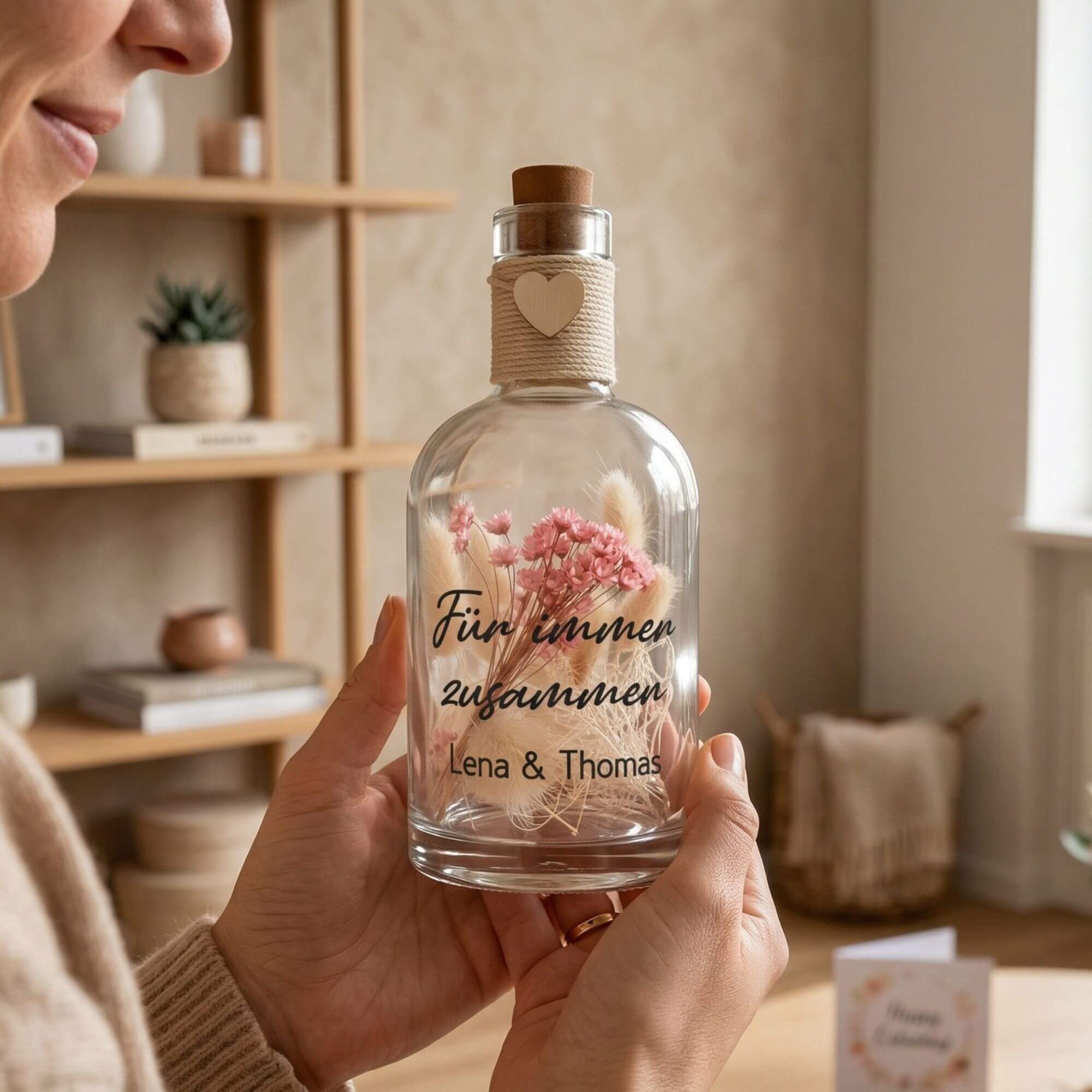 Personalisierte Flower Bottle mit LED-Licht und Wunschtext