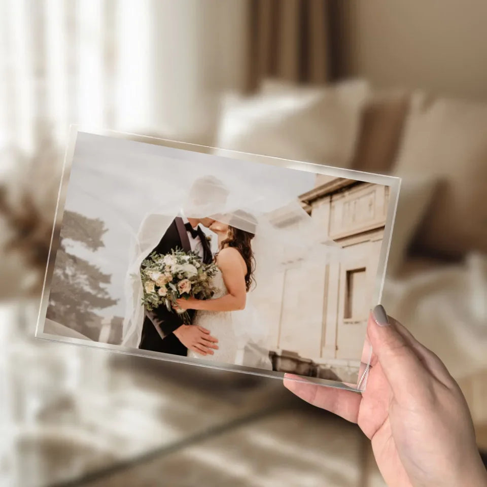 Hand-Mockup-quer